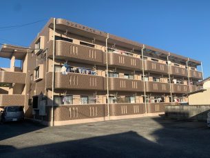 サンガーデン和知川原（3LDK）