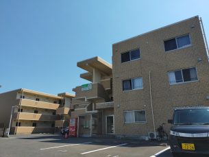 COLLINE（コリーヌ）3LDK